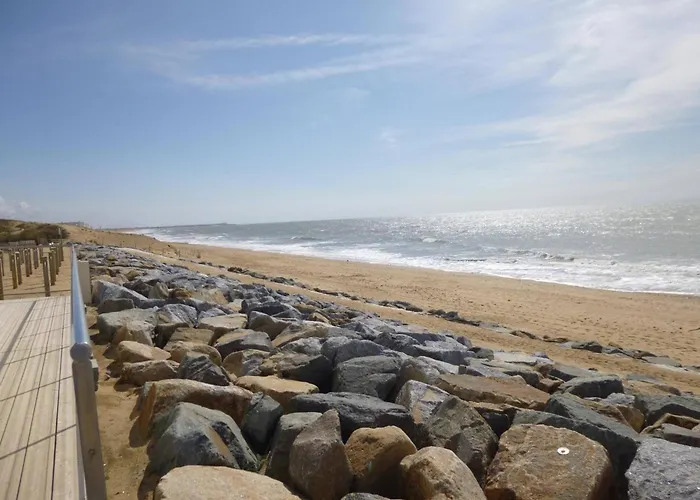 Refait A Neuf, 4 Couchages, Immediate - Fr-1-224c-135 * Saint-Hilaire-de-Riez